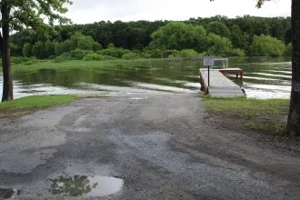 Launching boats on Lake Tawakoni