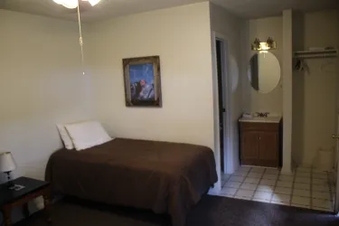 Fisherman's Retreat motel room interior at Anchor Inn Marina